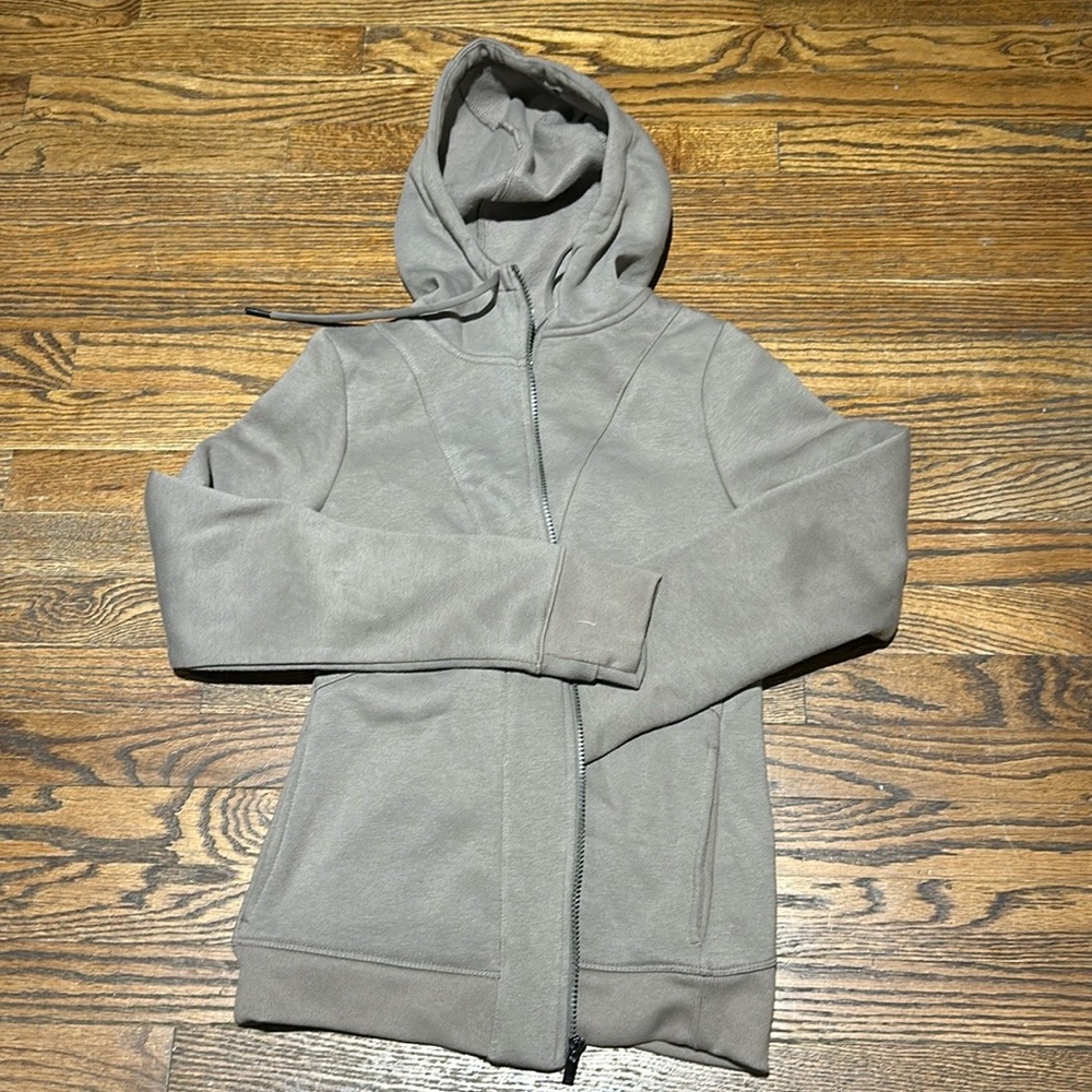 New Small Sweat shirt